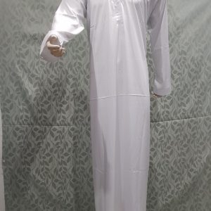 White with no collar