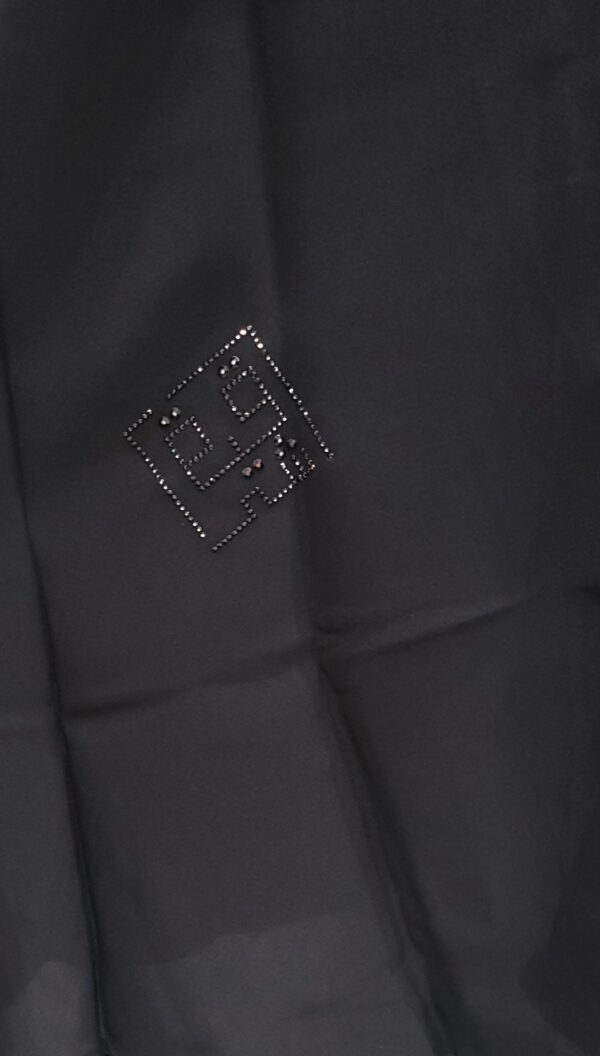 Sharqiaa abaya Blk/Silver Swarovski Logo - Image 2
