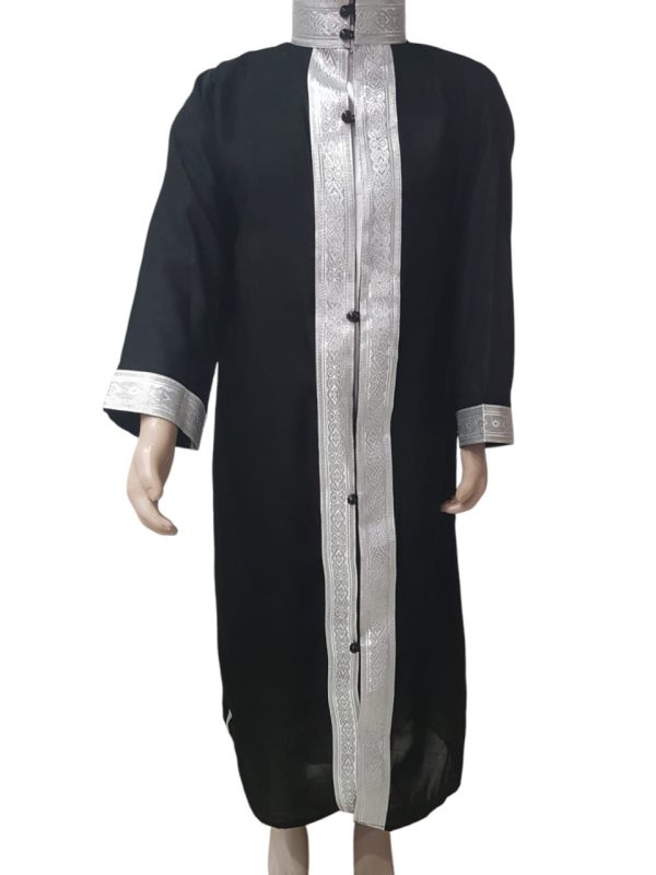 KIDDIES WHITH KURTA WITH BLACK AND SILVER JUBBAH