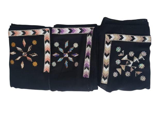 None branded scarf