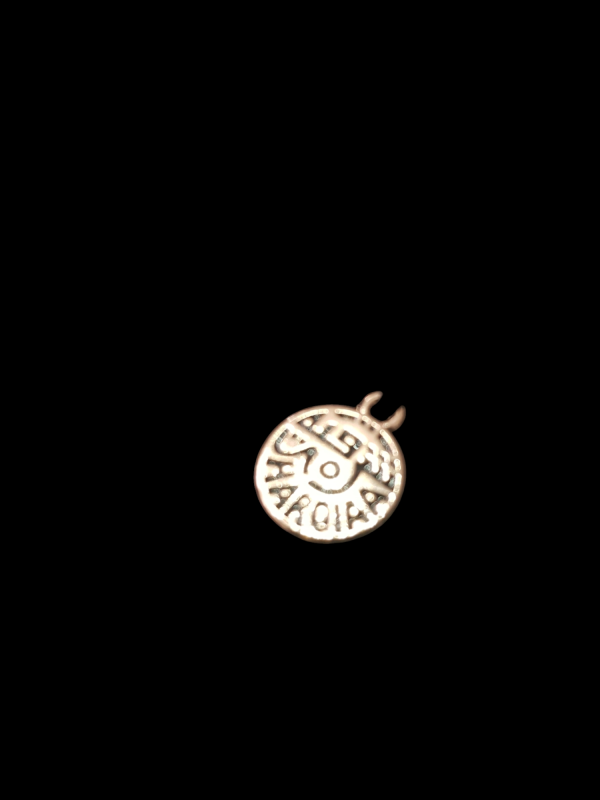 Gold Round Metal Tag - Image 2