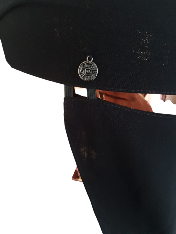 Round Black Metal Tag - Image 2