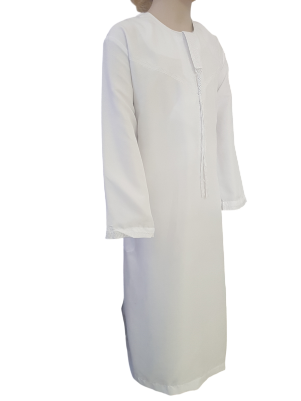White Emarati Style - Image 2