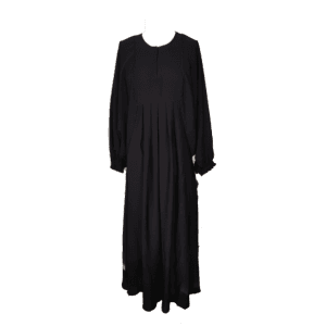 Big sleeves with elasticated end and boddice pleats.