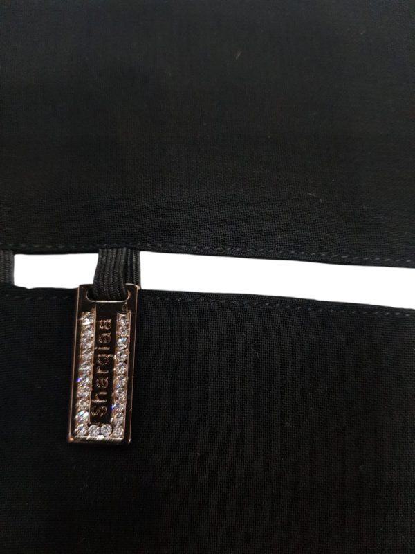 SHARQIAA RECTANGLE WITH SWAROVSKI METAL TAG LIGHT GOLD - Image 2