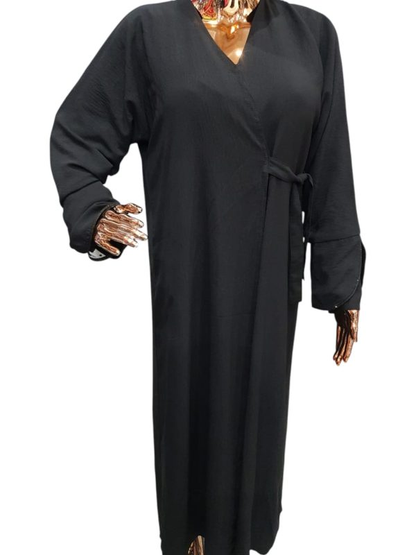 PLAIN BLACK CLOAK CRUSH FABRIC WITH TWO TIE UP